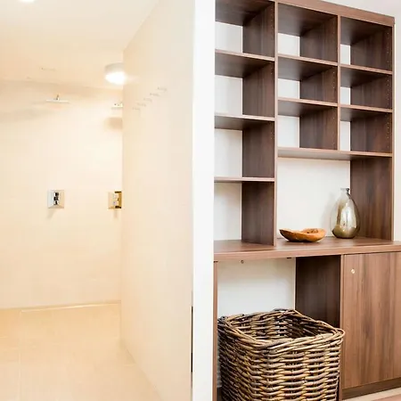 Suedkap F-06 アパート ペルツァーハケン